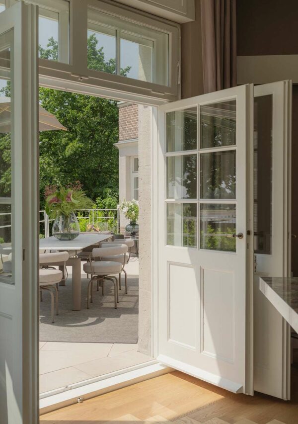 The Flat &mdash; D&uuml;sseldorf, DE