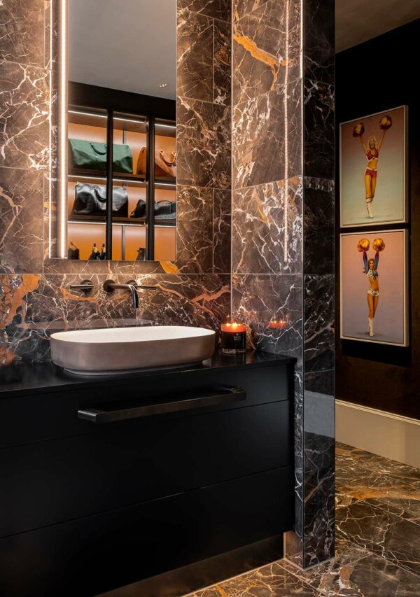 The Flat &mdash; D&uuml;sseldorf, DE